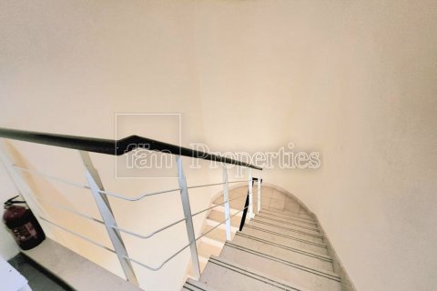 Appartement à Dubai Sports City, Dubai, 3 chambres, 238.5 m², № 77081 - photo 12