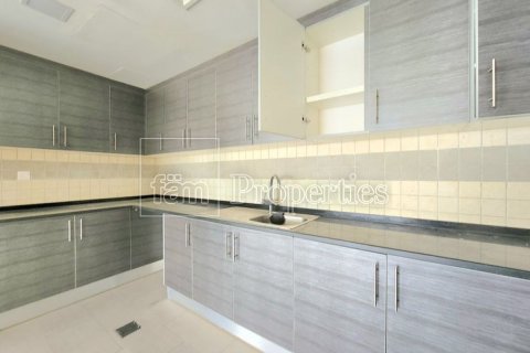 Appartement à Dubai Sports City, Dubai, 3 chambres, 238.5 m², № 77081 - photo 6