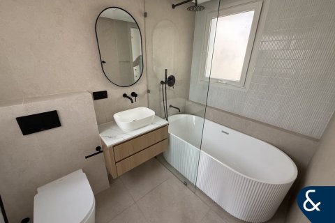 Купить виллу в Springs 8, The Springs, Дубай: 3 спальни, 172м², № 91386 - фото 8