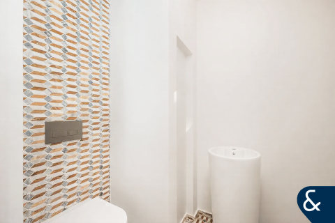 Apartamento en Downtown Dubai (Downtown Burj Dubai), Dubai, 2 dormitorios, 127 m², № 91379 - foto 5