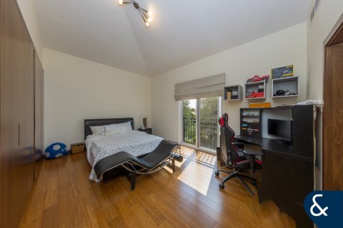 Villa in Green Community West, Green Community, Dubai 5 bedrooms, 577 sq.m. № 91378 - photo 13