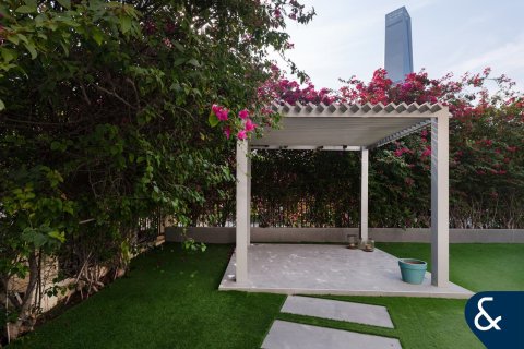 Купить виллу в Jumeirah Islands, Дубай: 4 спальни, 487м², № 91385 - фото 23