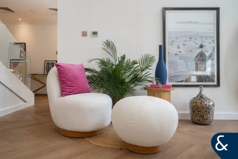 Купить виллу в Jumeirah Islands, Дубай: 4 спальни, 487м², № 91385 - фото 4