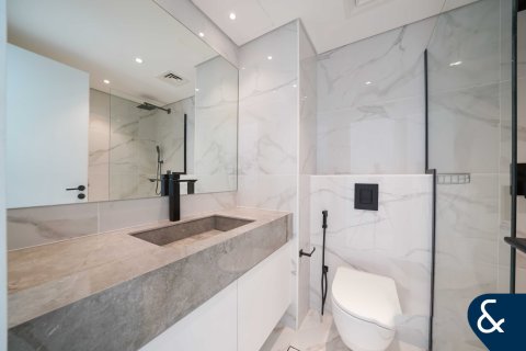 Villa in Jumeirah Luxury, Jumeirah Golf Estates, Dubai 4 bedrooms, 245 sq.m. № 98758 - photo 13