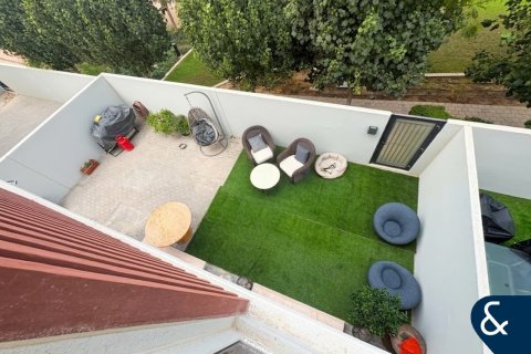 فيلا في Dubai Land, دبي 4 غرف نوم, 230 م² رقم 98761 - صورة 3