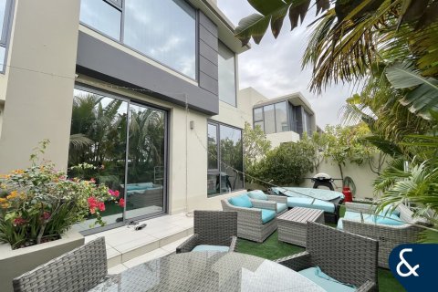 Снять в аренду виллу в Maple at Dubai Hills Estate, Дубай Хилс Эстейт, Дубай: 4 спальни, 271м², № 98749 - фото 3