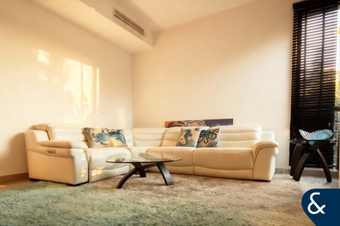 Снять в аренду виллу в Maple at Dubai Hills Estate, Дубай Хилс Эстейт, Дубай: 4 спальни, 271м², № 98749 - фото 12