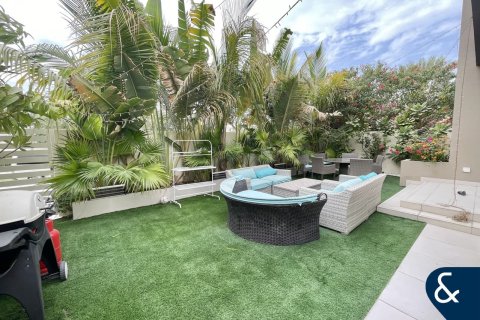 Снять в аренду виллу в Maple at Dubai Hills Estate, Дубай Хилс Эстейт, Дубай: 4 спальни, 271м², № 98749 - фото 19