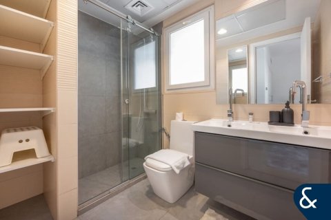 Снять в аренду виллу в Springs 10, The Springs, Дубай: 3 спальни, 301м², № 98748 - фото 8