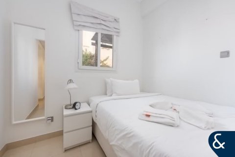 Снять в аренду виллу в Springs 10, The Springs, Дубай: 3 спальни, 301м², № 98748 - фото 9