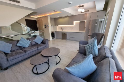 Townhouse in Dubai 3 bedrooms, 142.2 sq.m. № 94595