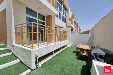 Townhouse in Dubai 3 bedrooms, 142.2 sq.m. № 94595 - photo 27
