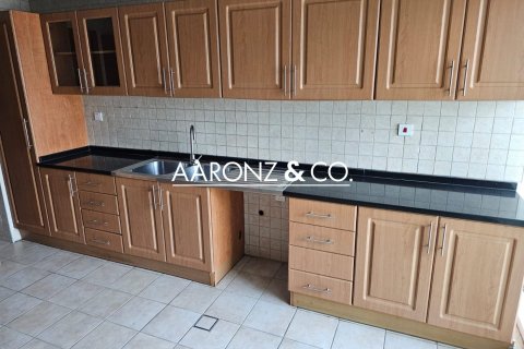 Appartement à Jumeirah Lake Towers, Dubai, 2 chambres, 182.7 m², № 78501 - photo 2