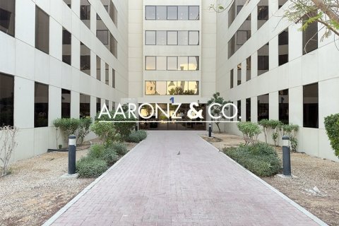 Bureau à Dubai Investment Park, Dubai, 1319.4 m², № 78504 - photo 19