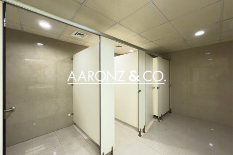 Bureau à Dubai Investment Park, Dubai, 667.6 m², № 78503 - photo 7