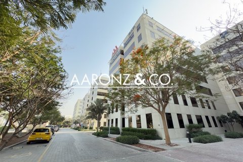Bureau à Dubai Investment Park, Dubai, 667.6 m², № 78503 - photo 20