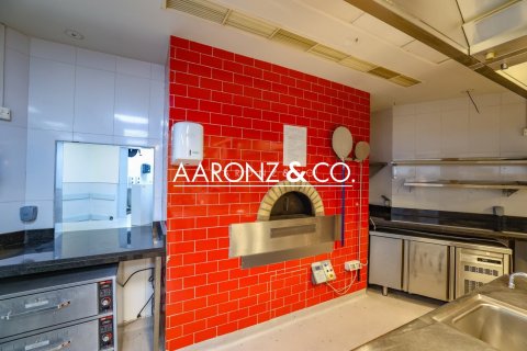 Magasin à Business Bay, Dubai, 732.9 m², № 78505 - photo 9