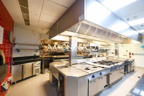 Magasin à Business Bay, Dubai, 732.9 m², № 78505 - photo 7