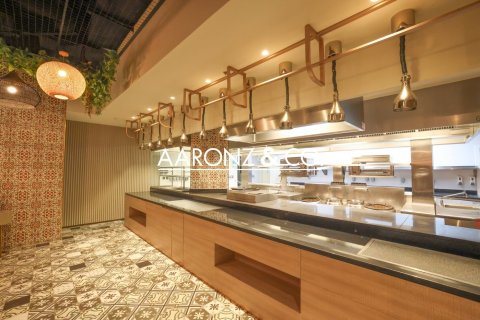 Magasin à Business Bay, Dubai, 732.9 m², № 78505 - photo 11