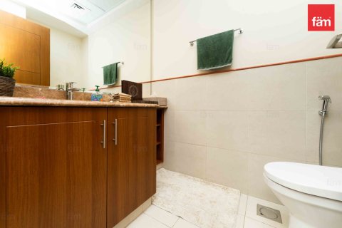 Villa in Dubai 3 bedrooms, 815.2 sq.m. № 109219 - photo 11