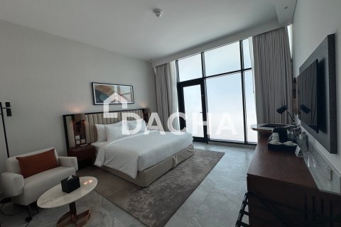 Апартаменты в отеле в Dolphin Tower, Бизнес-Бэй, Дубай, студия, 60м², № 105279