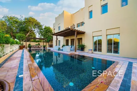 فيلا في Meadows, دبي 6 غرف نوم , 595 م² رقم 122963