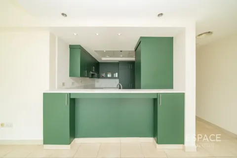 Apartment in The Views, Dubai 2 bedrooms, 144 sq.m. № 122960 - photo 6
