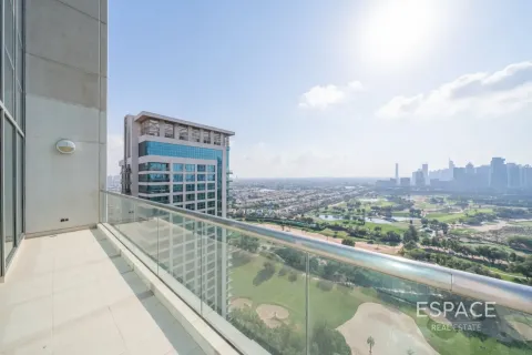 Apartment in The Views, Dubai 2 bedrooms, 144 sq.m. № 122960 - photo 2