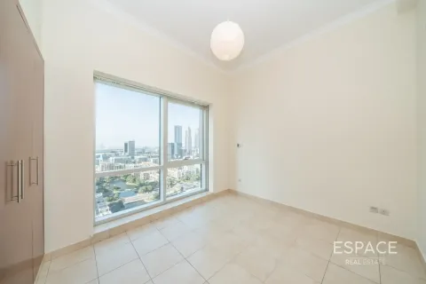 Apartment in The Views, Dubai 2 bedrooms, 144 sq.m. № 122960 - photo 10