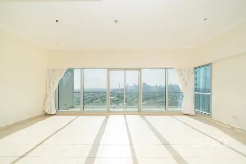 Apartment in The Views, Dubai 2 bedrooms, 144 sq.m. № 122960 - photo 4