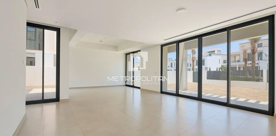 Villa in Caya, Arabian Ranches 3, Dubai 4 bedrooms, 435 sq.m. № 73555