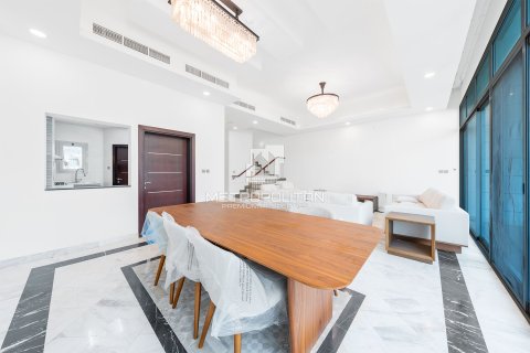 Villa in Al Furjan, Dubai 4 bedrooms, 225 sq.m. № 73560 - photo 13