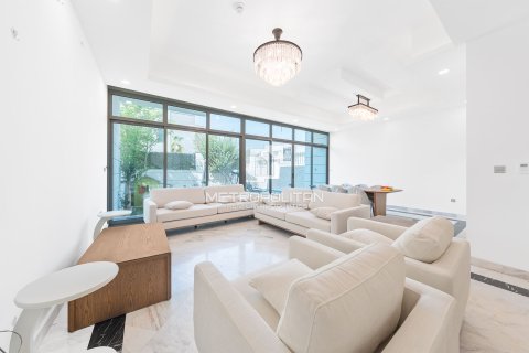 Villa in Al Furjan, Dubai 4 bedrooms, 225 sq.m. № 73560 - photo 12