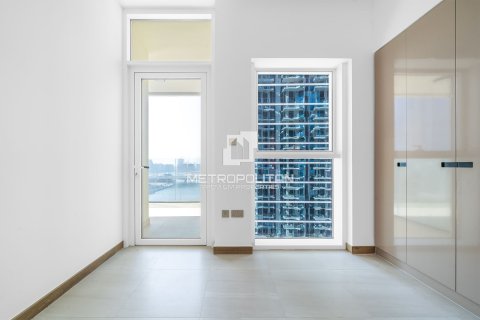 Apartment in Urban Oasis, Business Bay, Dubai 3 bedrooms, 176 sq.m. № 73556 - photo 13