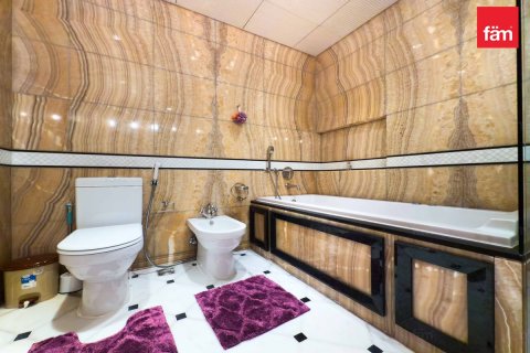 Appartement à Downtown Dubai (Downtown Burj Dubai), Dubai, 1 chambre, 76.7 m², № 85781 - photo 10