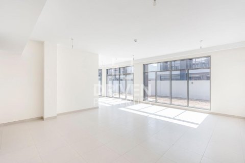 Villa en The Pulse, Dubai South (Dubai World Central), Dubai, 5 dormitorios, 373 m², № 64685 - foto 4