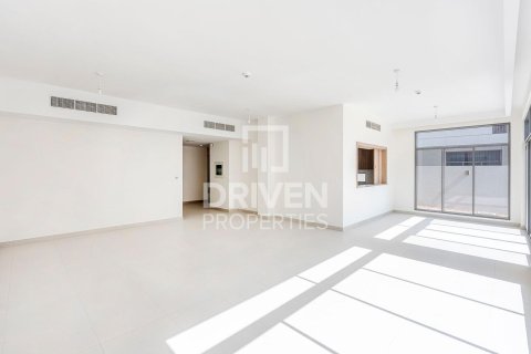 Villa en The Pulse, Dubai South (Dubai World Central), Dubai, 5 dormitorios, 373 m², № 64685 - foto 2