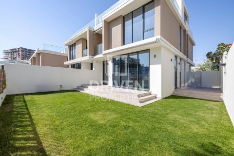 Villa en Dubai Hills Estate, Dubai, 3 dormitorios, 285 m², № 64680 - foto 1