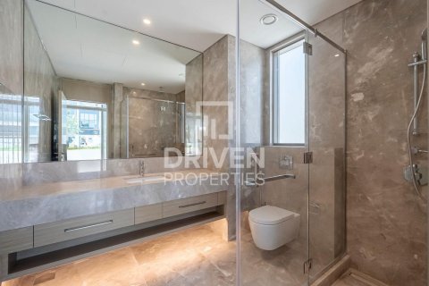 Снять в аренду виллу в Golf Place, Дубай Хилс Эстейт, Дубай: 4 спальни, 501м², № 64683 - фото 12