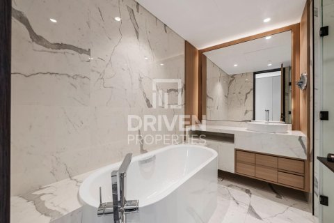 Снять в аренду квартиру в Zabeel, Дубай: 3 спальни, 226м², № 64682 - фото 23