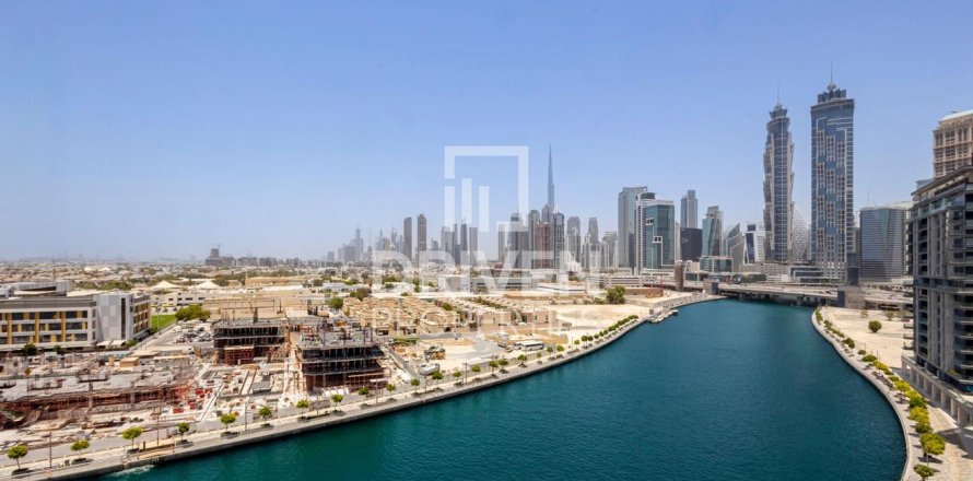 Квартира в Аль-Васле, Дубай, 2 спальни, 131м², № 64681