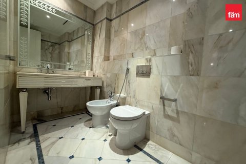 Apartamento en Culture Village, Dubai, 2 dormitorios, 187.7 m², № 119008 - foto 13