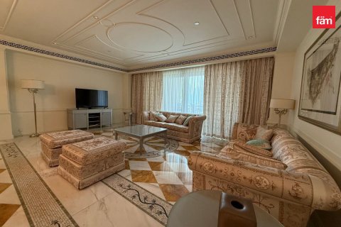 Apartamento en Culture Village, Dubai, 2 dormitorios, 187.7 m², № 119008 - foto 2