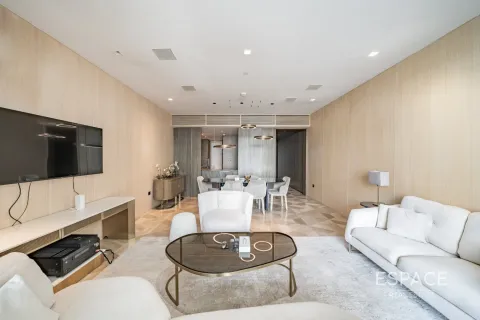 Apartment in Palm Jumeirah, Dubai 2 bedrooms, 162 sq.m. № 62897 - photo 2