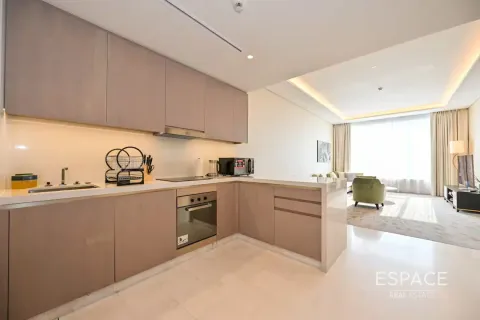 Appartement à THE PALM TOWER à Palm Jumeirah, Dubai, 1 chambre, 98 m², № 62880 - photo 5