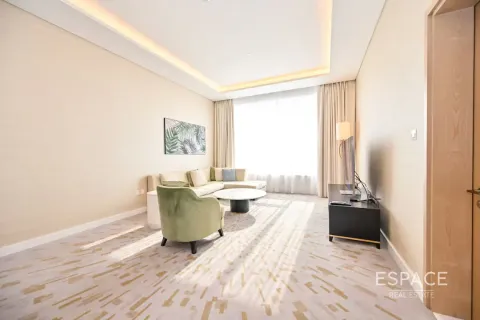 Appartement à THE PALM TOWER à Palm Jumeirah, Dubai, 1 chambre, 98 m², № 62880 - photo 6