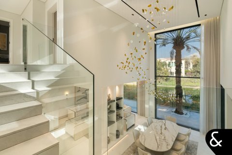 Villa en Jumeirah Islands, Dubai, 4 dormitorios, 502 m², № 88615 - foto 16