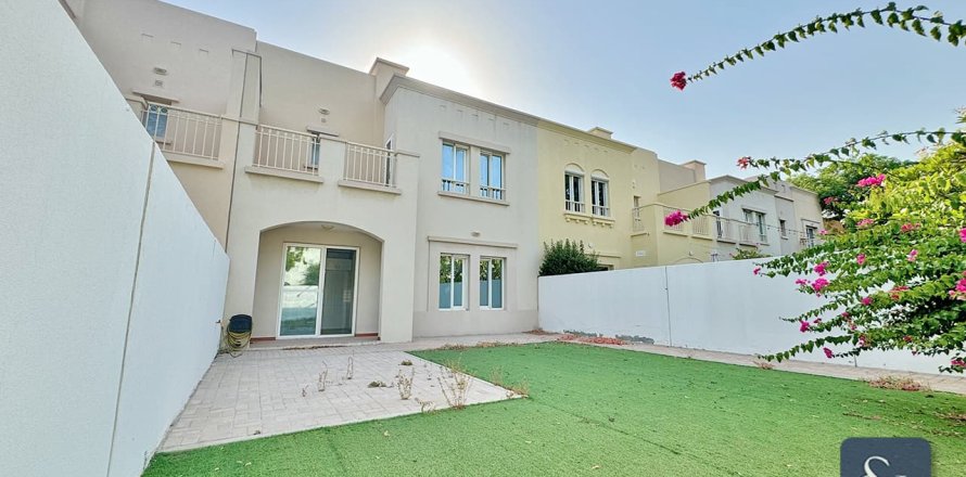 فيلا في Maeen, البحيرات, دبي 2 غرف نوم, 212 م² رقم 88617