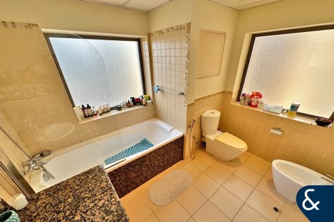 Appartement à Bahar, Jumeirah Beach Residence, Dubai, 2 chambres, 135 m², № 88622 - photo 12