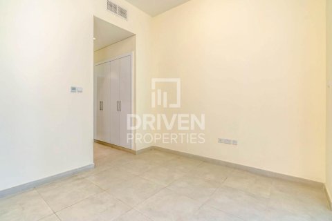 Apartment in Marina Arcade Tower, Dubai Marina, Dubai 2 bedrooms, 150.41 sq.m. № 127084 - photo 11